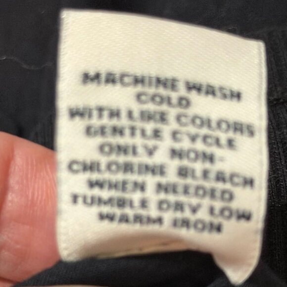 TWO pairs Caffe Marrakesh Cargo Capri Pants -1 Black & 1 Brownish Green SIZE 6 - Picture 12 of 12